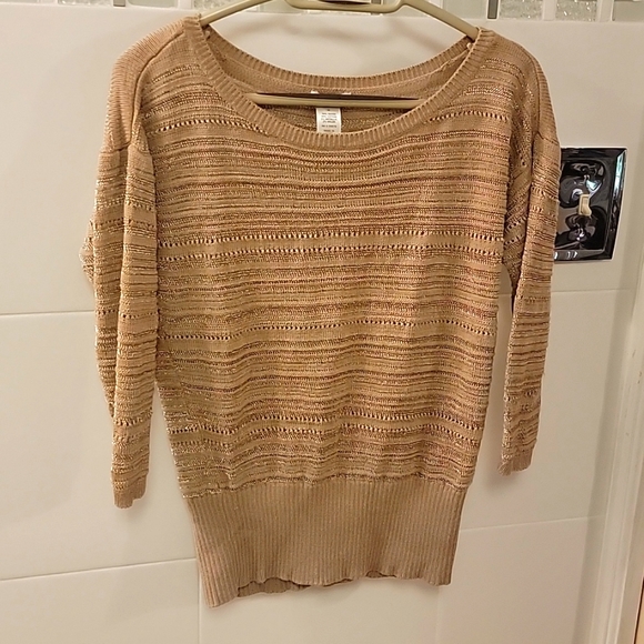 Cache top size med - Picture 1 of 3